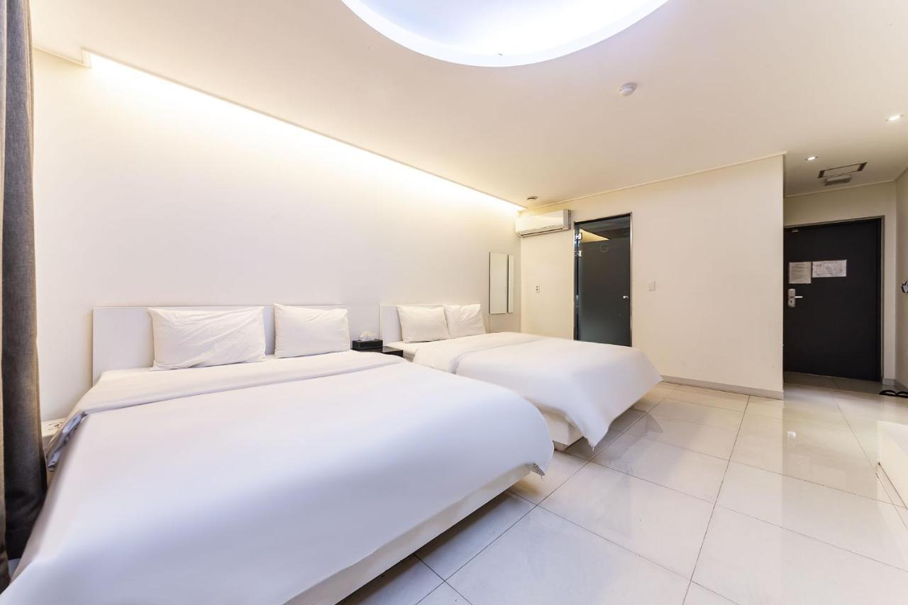 G Tourist Hotel Wolmido Incheon Exterior foto